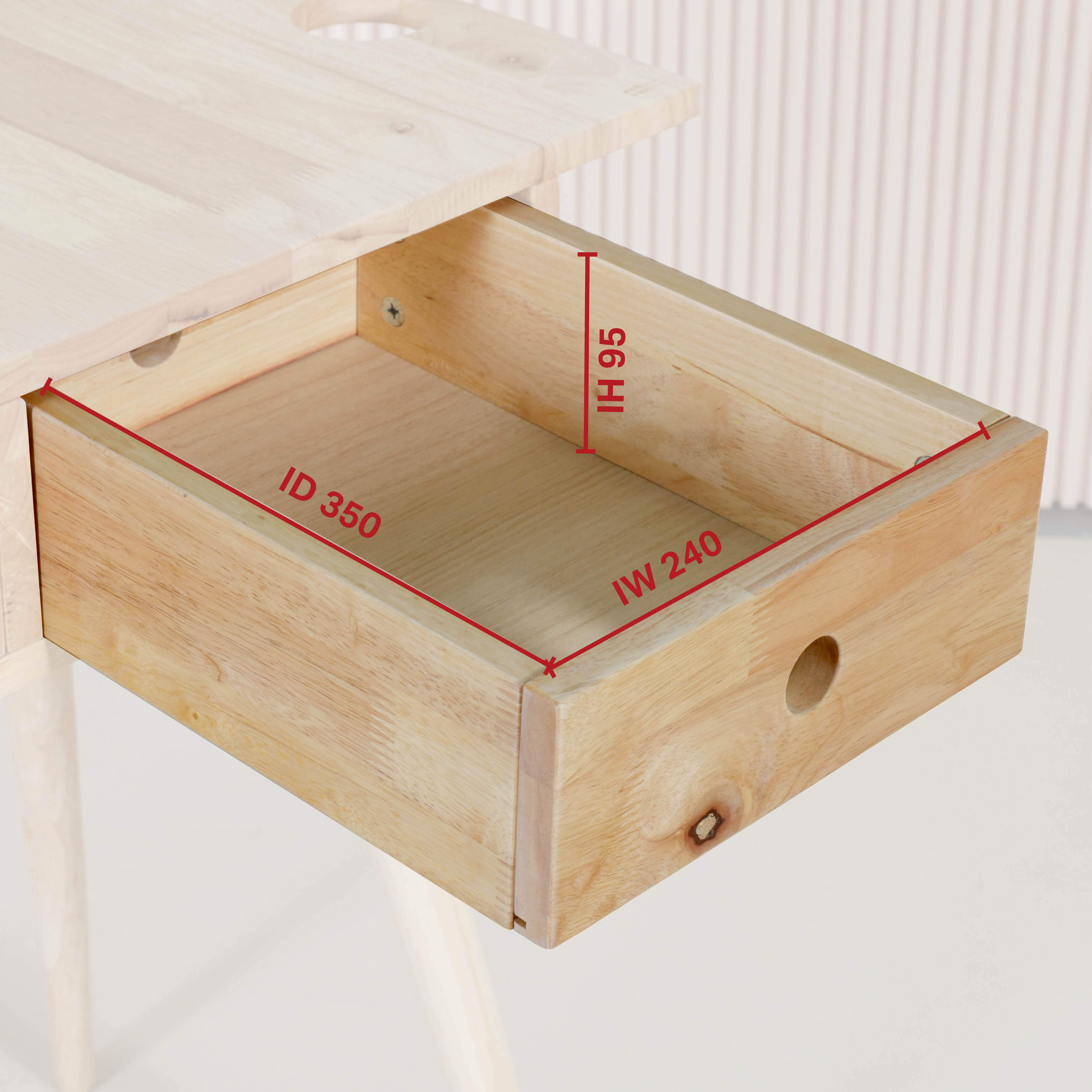 Ballet Dresser